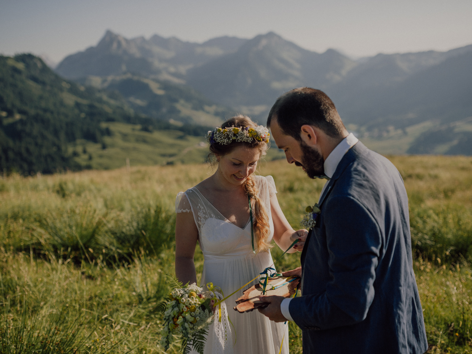 capyture-wedding-photographer-destination-elopement-switzerland-75