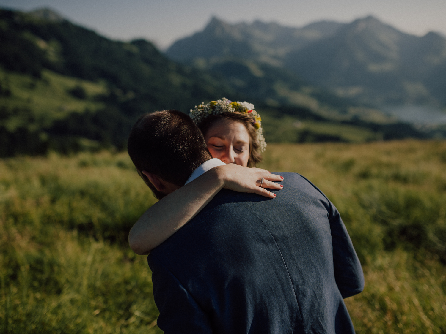 capyture-wedding-photographer-destination-elopement-switzerland-84