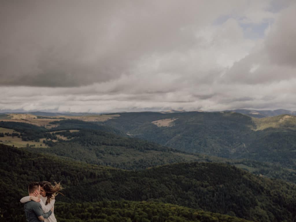 capyture-wedding-photographer-destination-nature-engagement-session-23