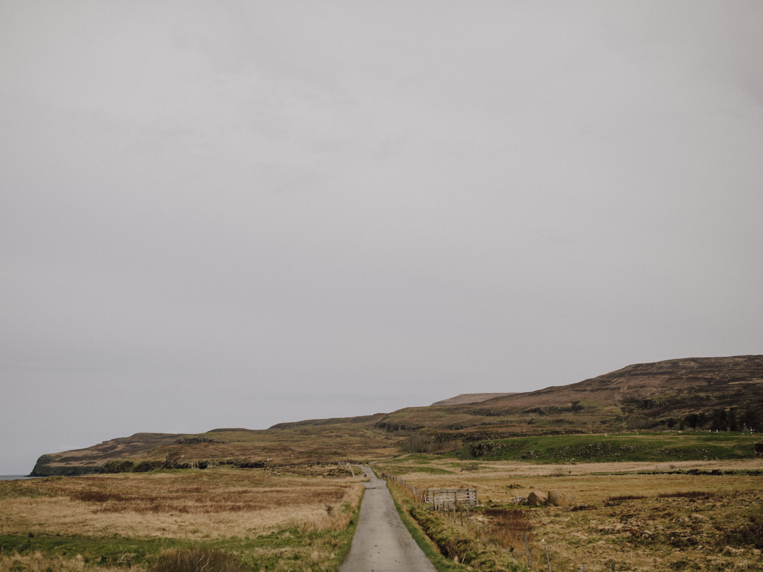 capyture-wedding-photographer-destination-nature-intimate-wedding-isle-of-skye-scotland-174