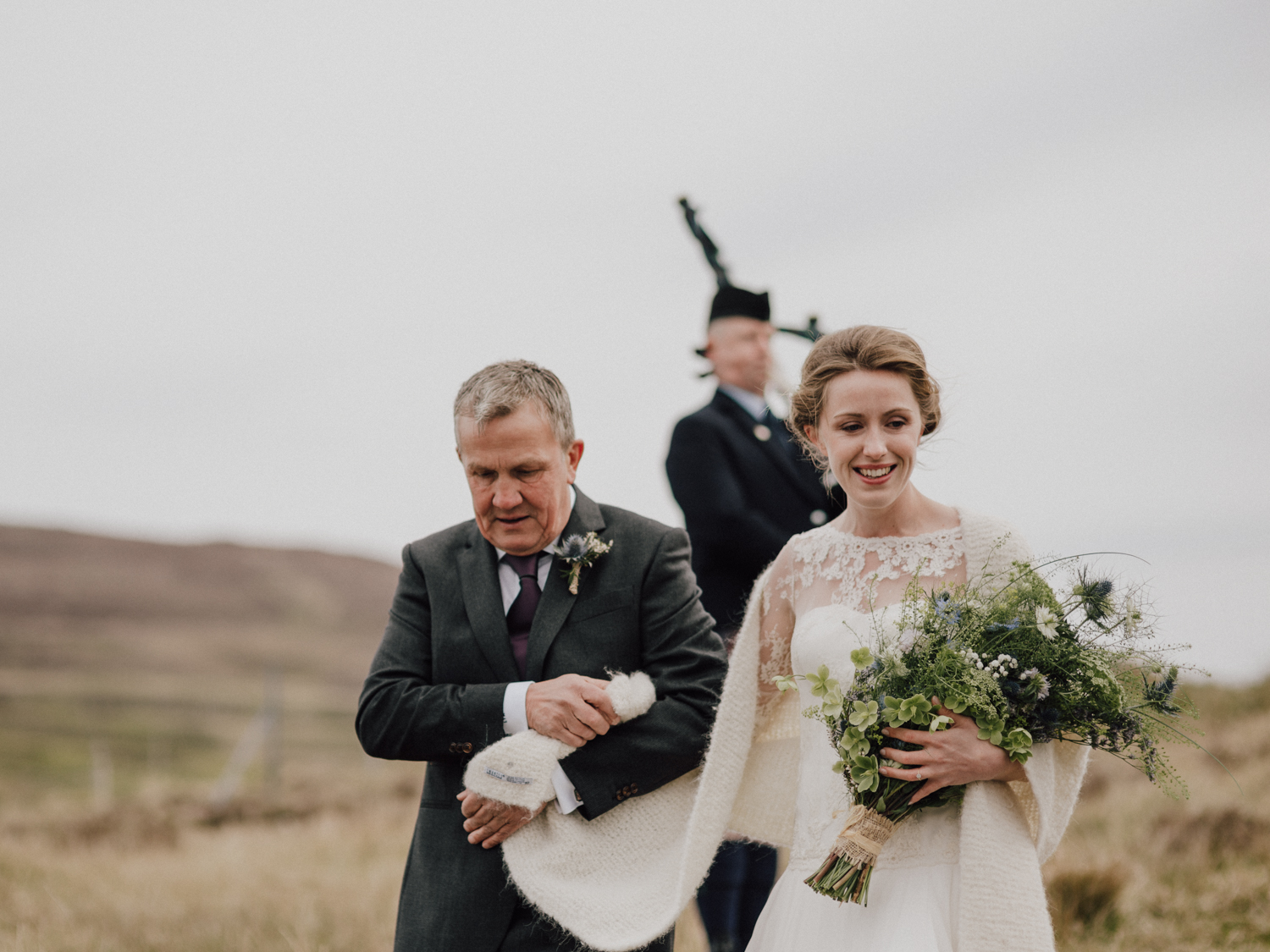 capyture-wedding-photographer-destination-nature-intimate-wedding-isle-of-skye-scotland-243