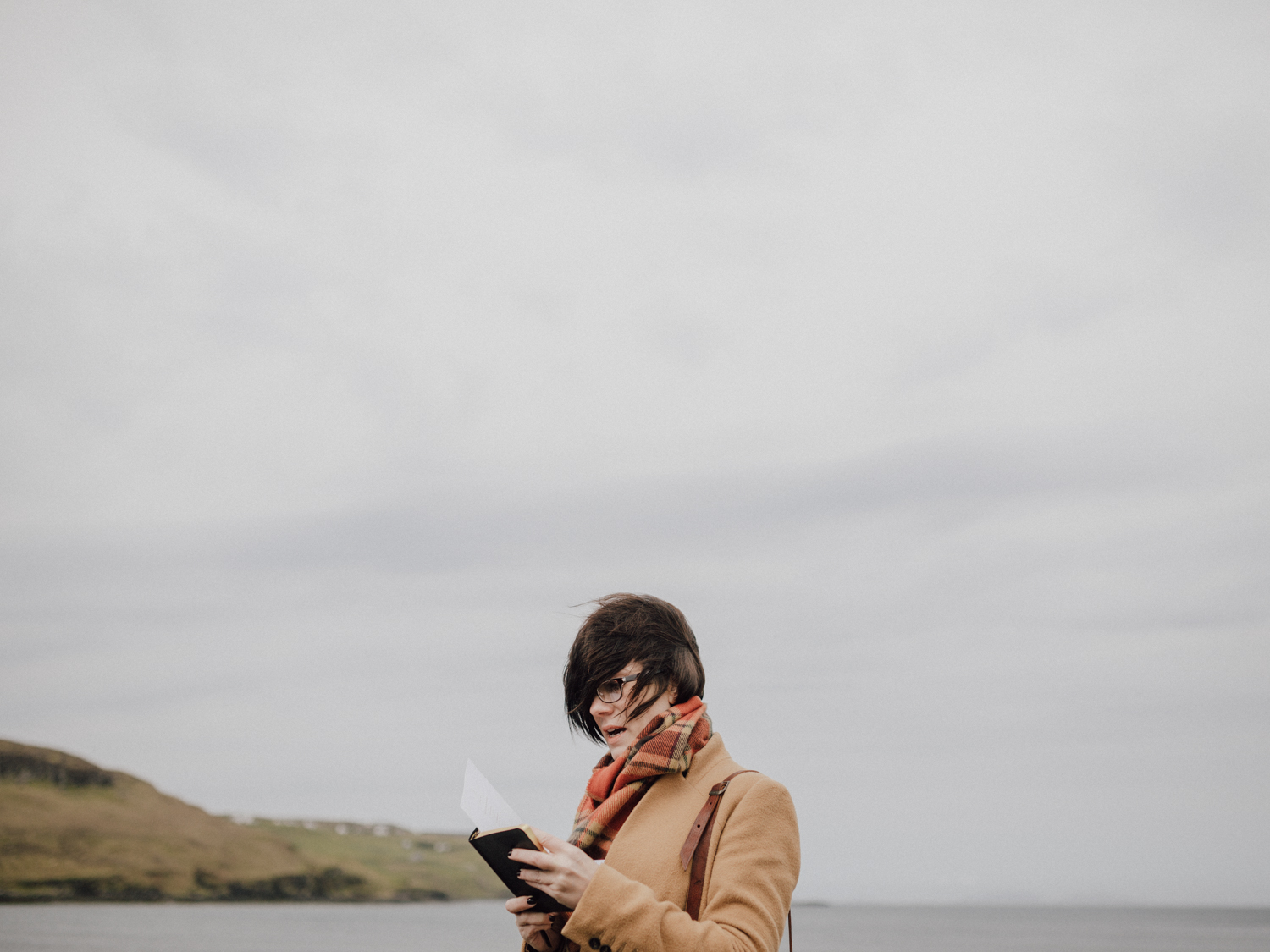 capyture-wedding-photographer-destination-nature-intimate-wedding-isle-of-skye-scotland-363