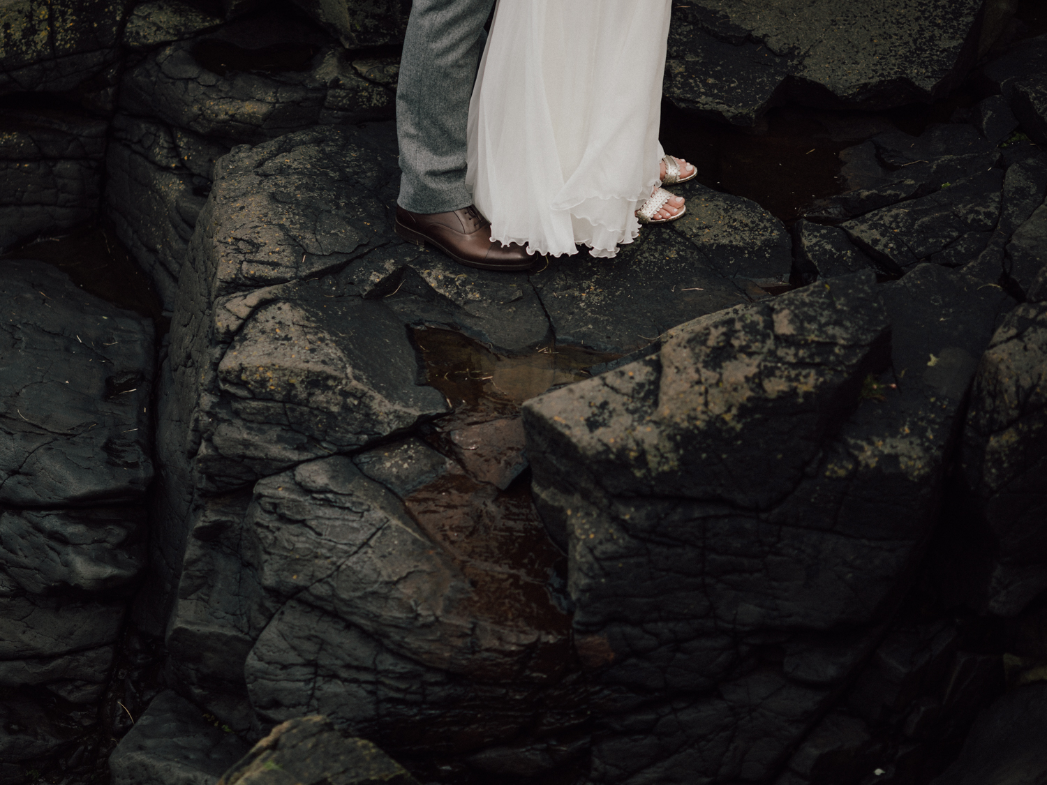 capyture-wedding-photographer-destination-nature-intimate-wedding-isle-of-skye-scotland-378