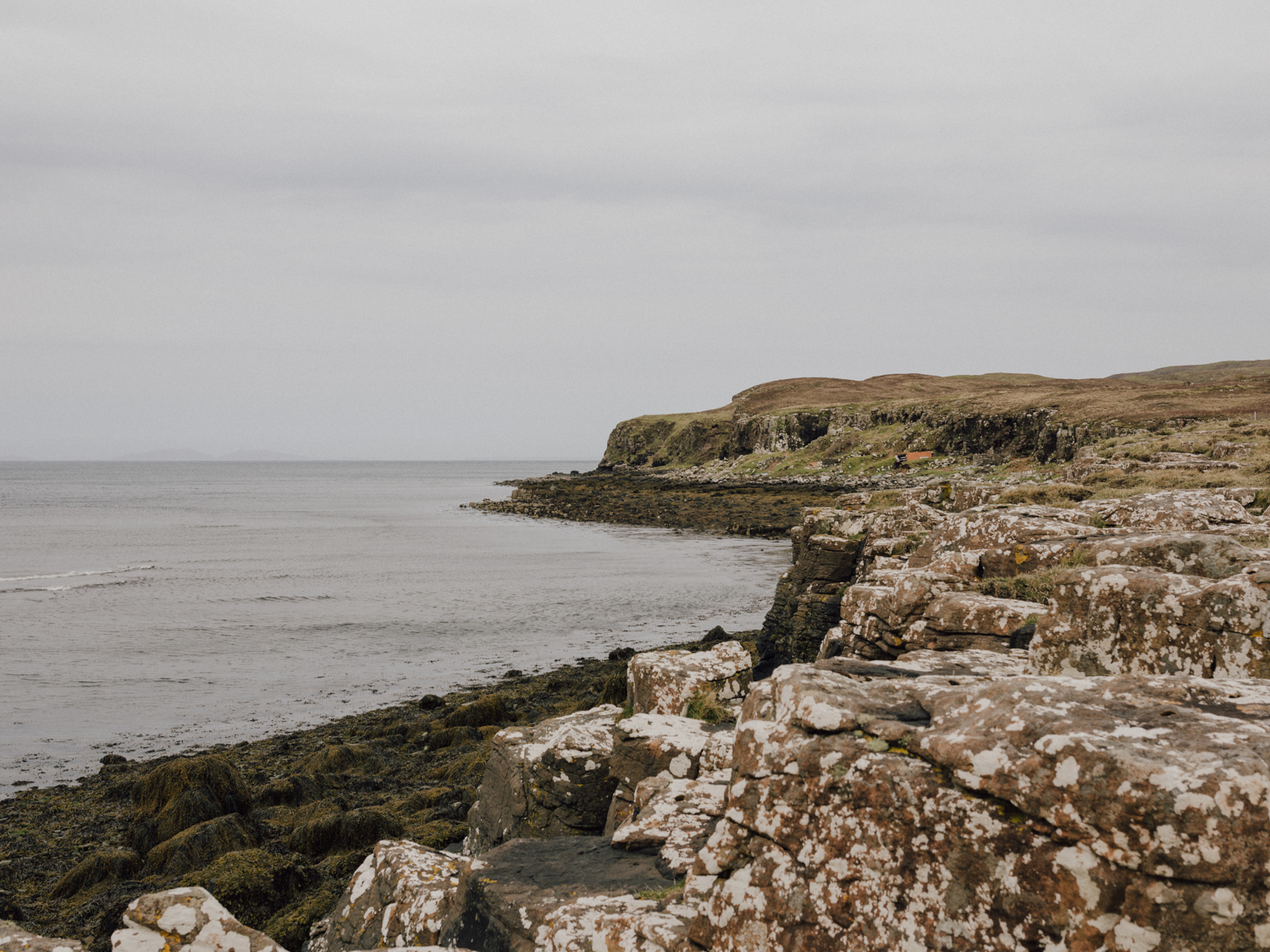 capyture-wedding-photographer-destination-nature-intimate-wedding-isle-of-skye-scotland-418