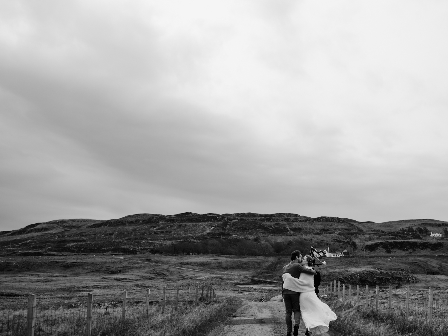 capyture-wedding-photographer-destination-nature-intimate-wedding-isle-of-skye-scotland-462