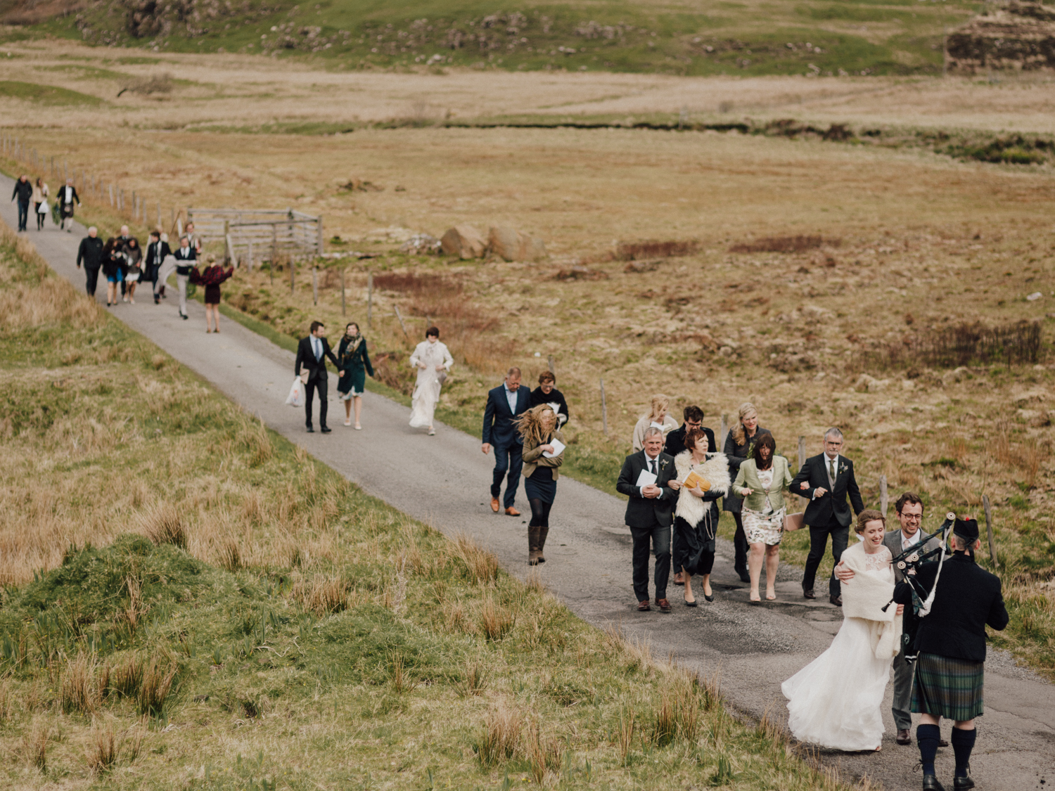 capyture-wedding-photographer-destination-nature-intimate-wedding-isle-of-skye-scotland-480