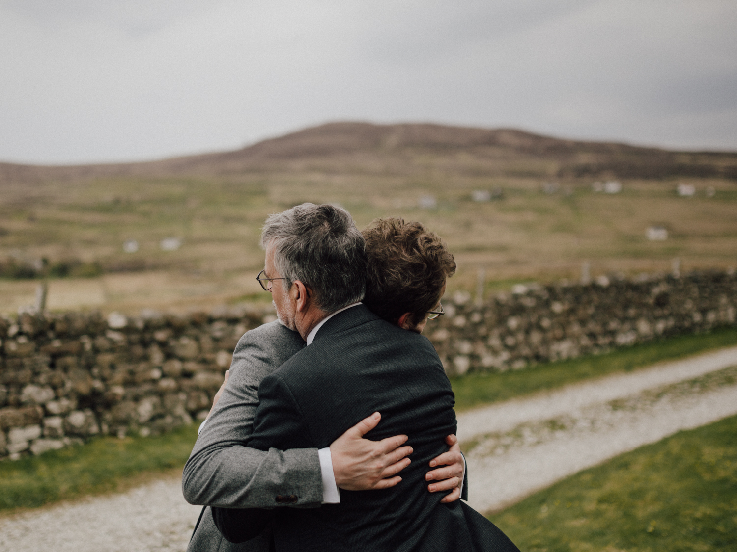 capyture-wedding-photographer-destination-nature-intimate-wedding-isle-of-skye-scotland-518