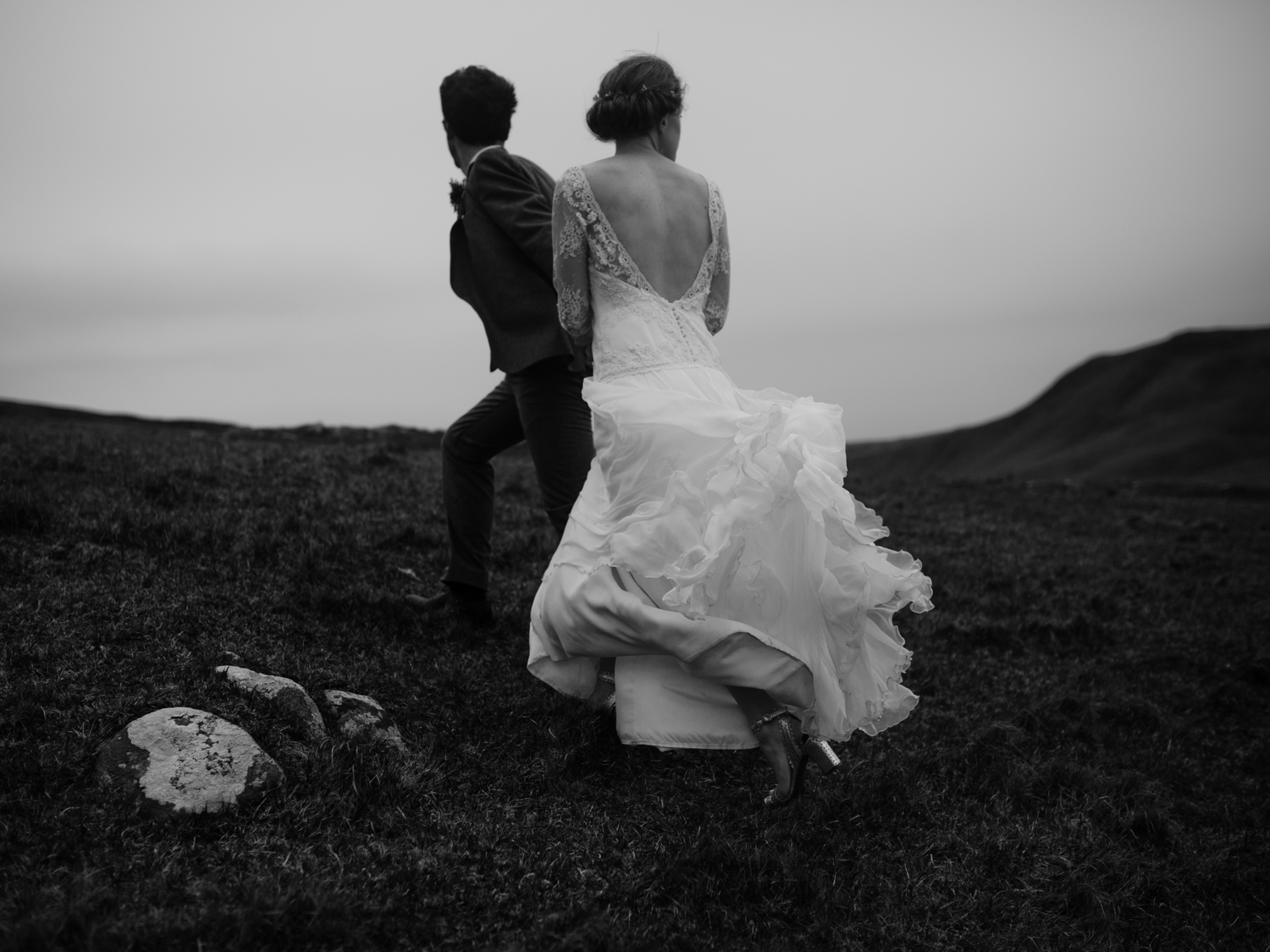 capyture-wedding-photographer-destination-nature-intimate-wedding-isle-of-skye-scotland-929