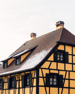 maison alsacienne traditionnelle du Moulin Bas avec colombages jaunes